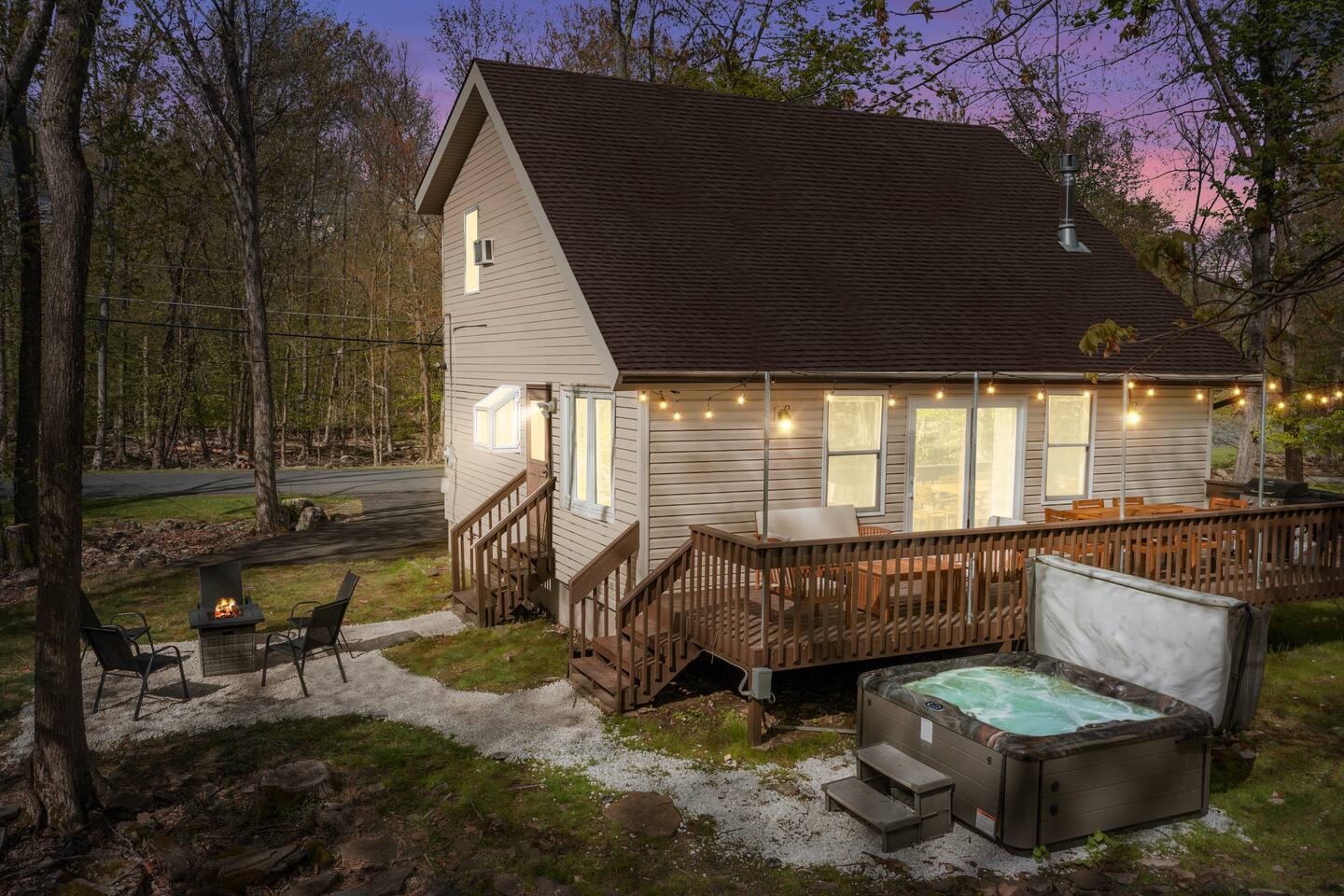Modern Poconos | Hot Tub, Fire Pit, Lake Access! | Endless Stays