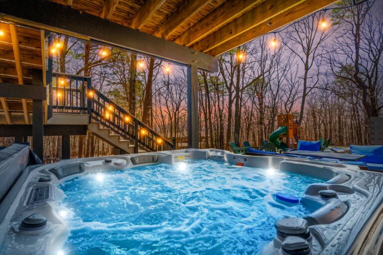 Endless Stays | Vacation Rentals with Pools, Hot Tubs, Game Rooms and More