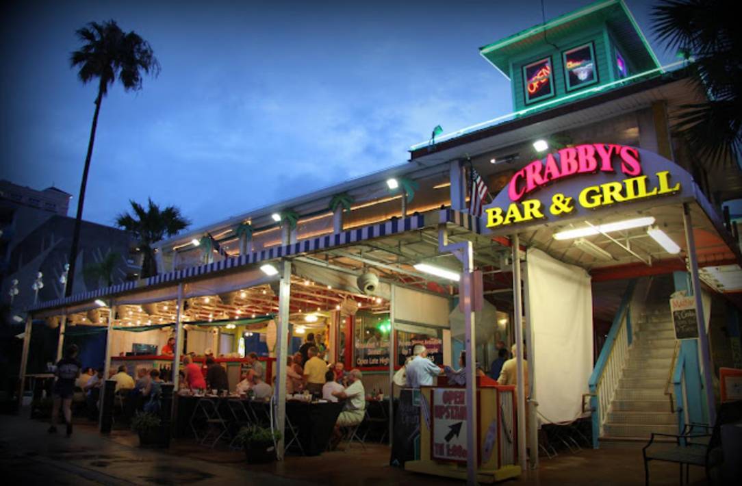 Crabby's Bar and Grill on Clearwater Beach